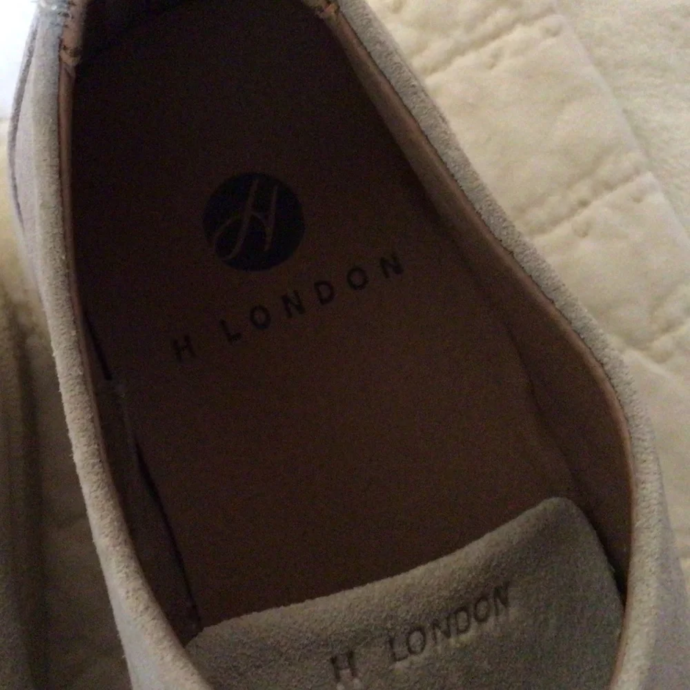 H BY HUDSON Suede Alfreton Preppy Boat Sneaker 40